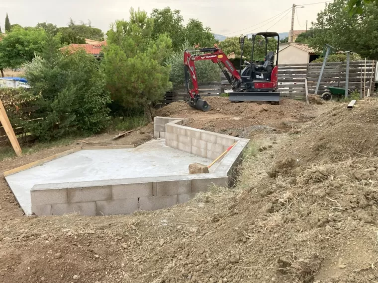Terrassement pour installation d'une piscine hors sol, Clermont-l'Hérault, ABJ ENVIRONNEMENT
