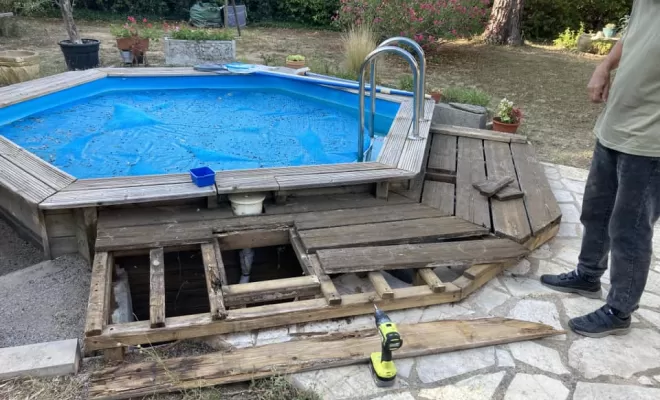 Rénovation de terrasse en bois autour d'une piscine à Pouzols