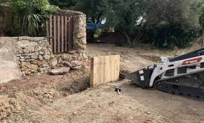Création d'une terrasse aménagée avec brise-vue à Lodève, Clermont-l'Hérault, ABJ ENVIRONNEMENT